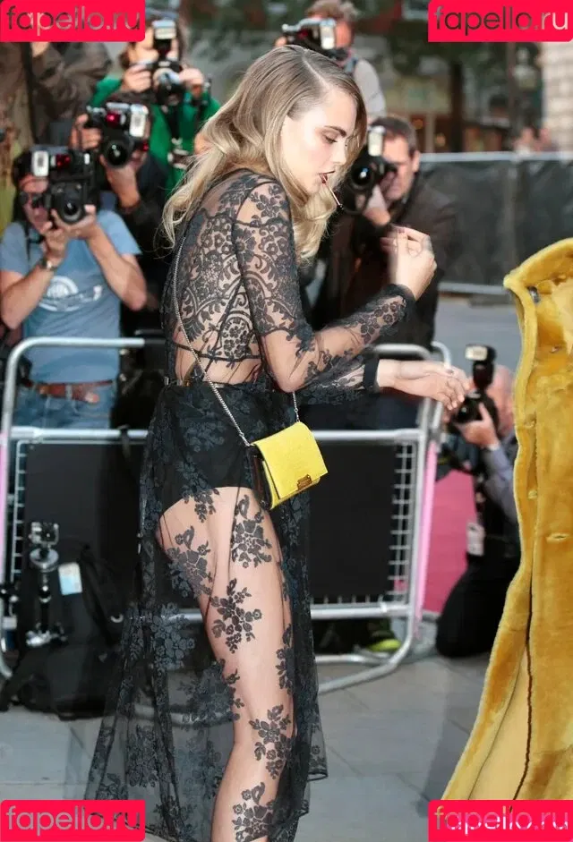 Cara Delevingne / caradelevingne Onlyfans Photo Gallery 