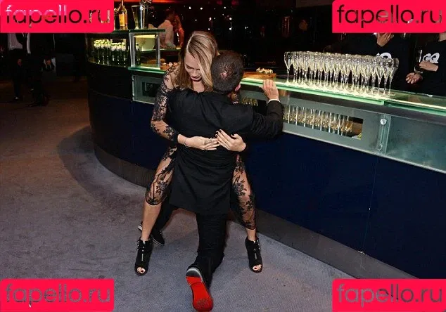 Cara Delevingne / caradelevingne Onlyfans Photo Gallery 