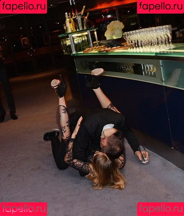 Cara Delevingne / caradelevingne Onlyfans Photo Gallery 