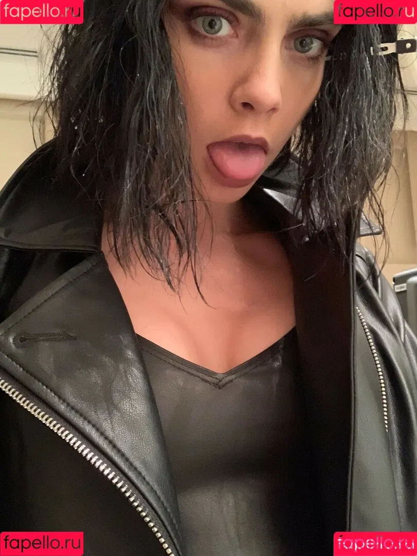 Cara Delevingne / caradelevingne Onlyfans Photo Gallery 