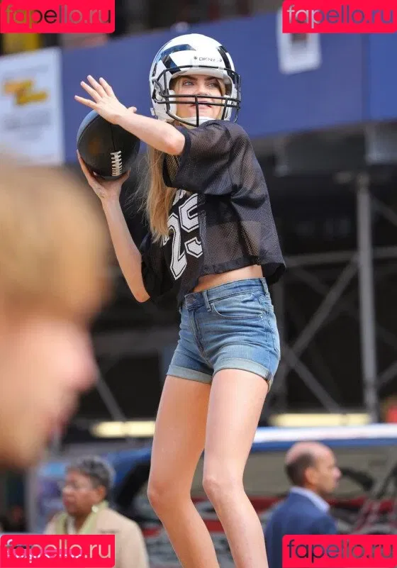 Cara Delevingne / caradelevingne Onlyfans Photo Gallery 