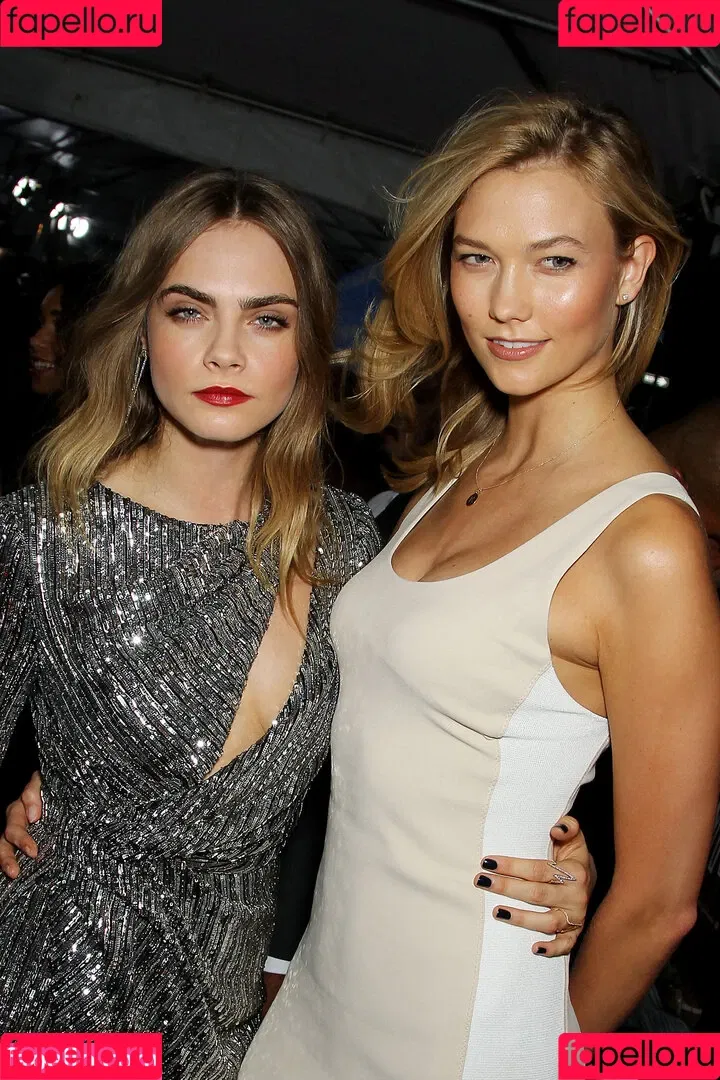 Cara Delevingne / caradelevingne Onlyfans Photo Gallery 