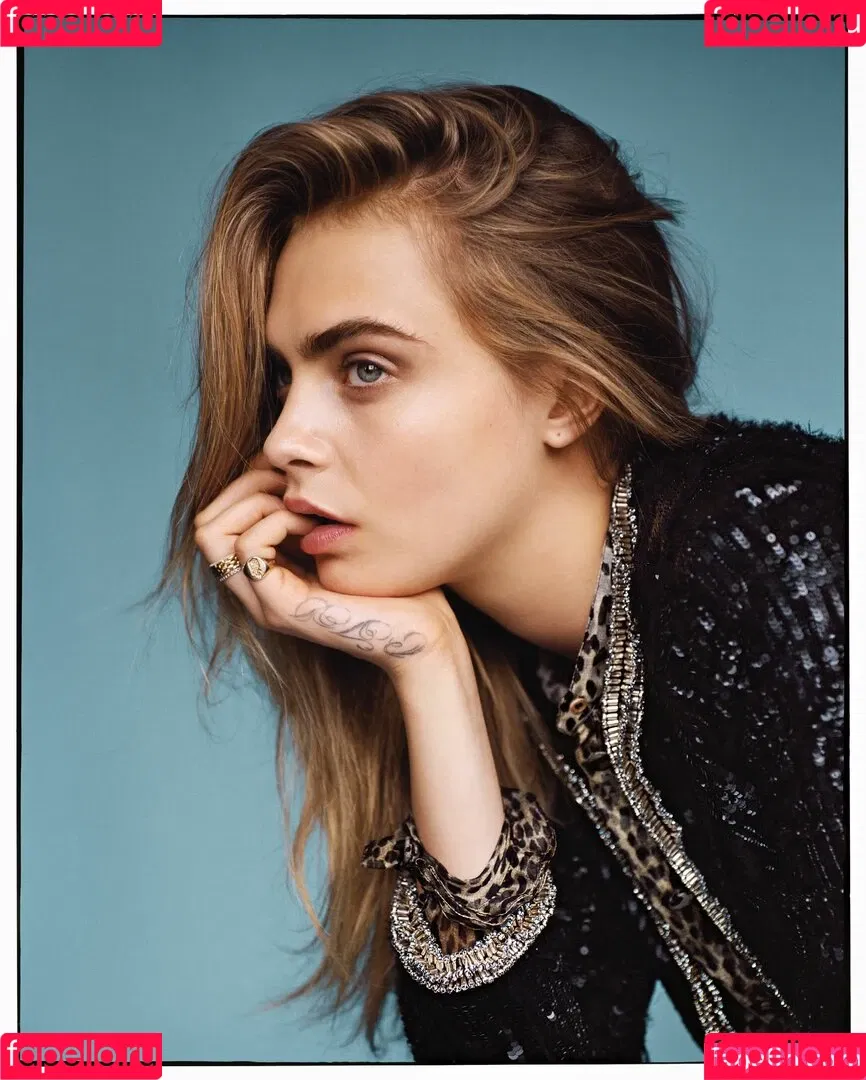 Cara Delevingne / caradelevingne Onlyfans Photo Gallery 