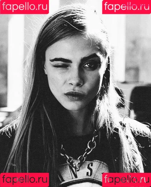 Cara Delevingne / caradelevingne Onlyfans Photo Gallery 