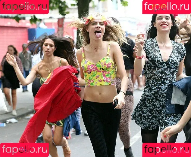 Cara Delevingne / caradelevingne Onlyfans Photo Gallery 