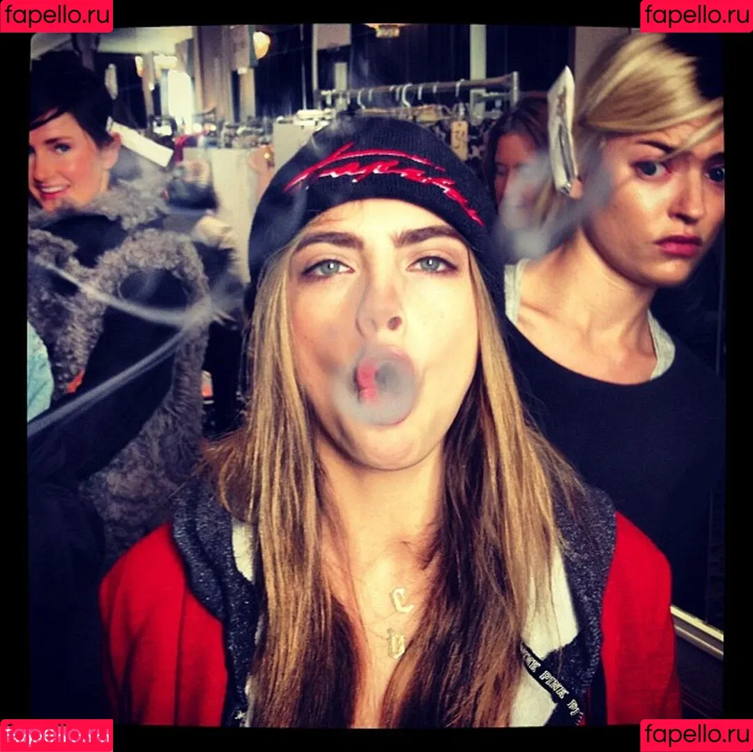Cara Delevingne / caradelevingne Onlyfans Photo Gallery 