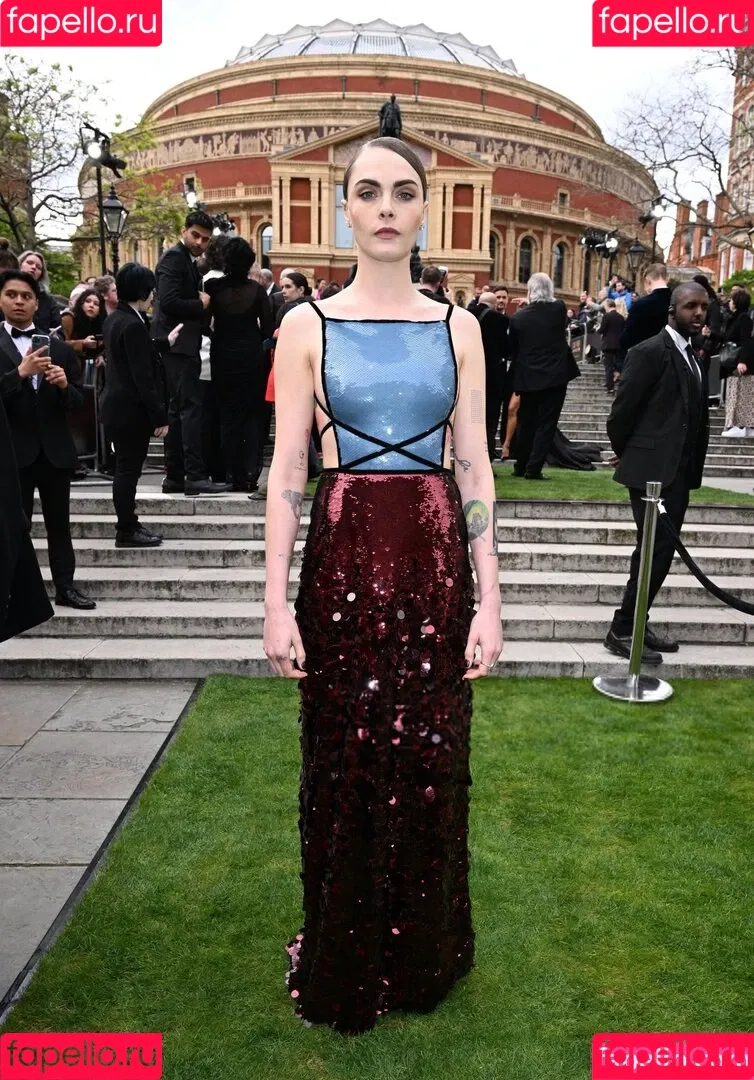 Cara Delevingne / caradelevingne Onlyfans Photo Gallery 