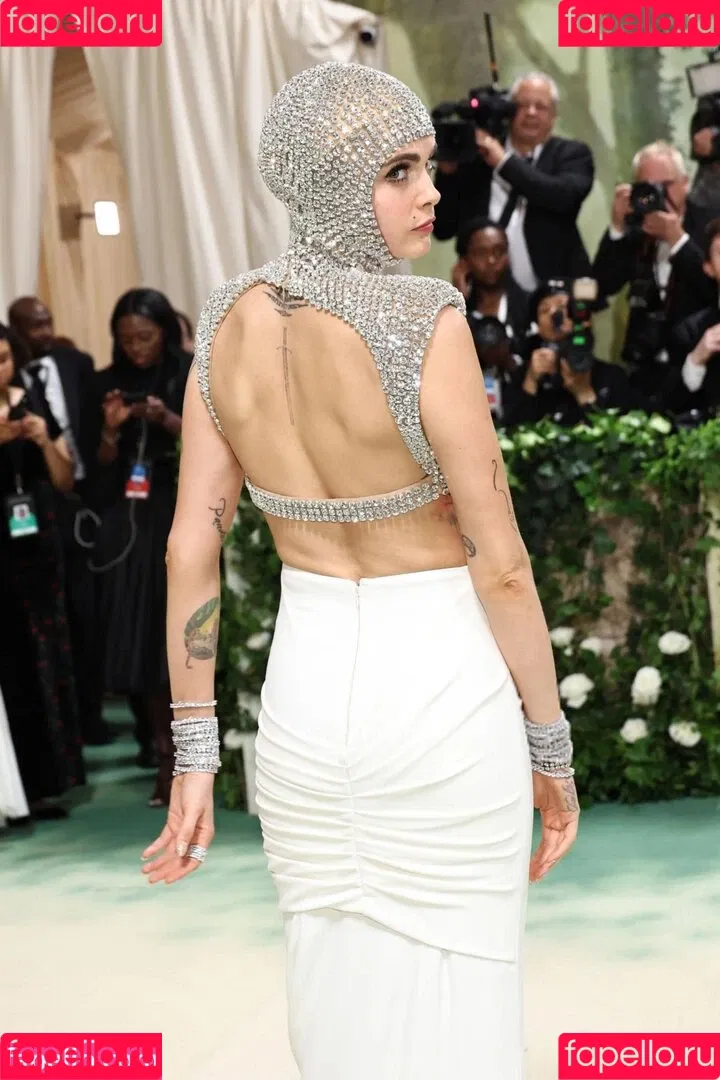 Cara Delevingne / caradelevingne Onlyfans Photo Gallery 