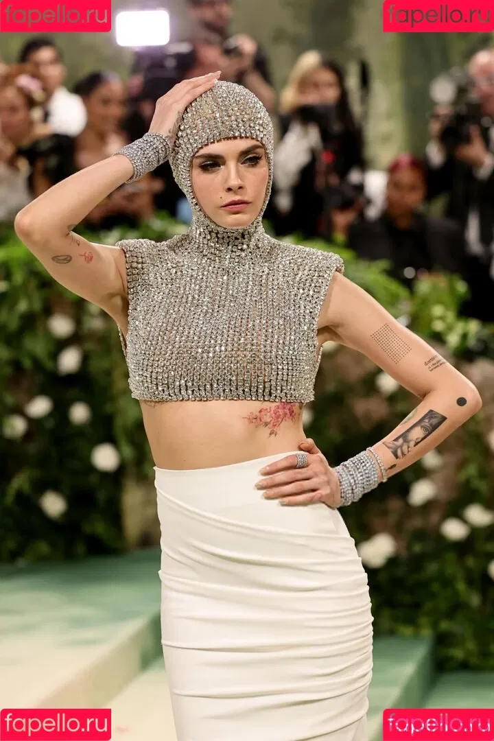 Cara Delevingne / caradelevingne Onlyfans Photo Gallery 