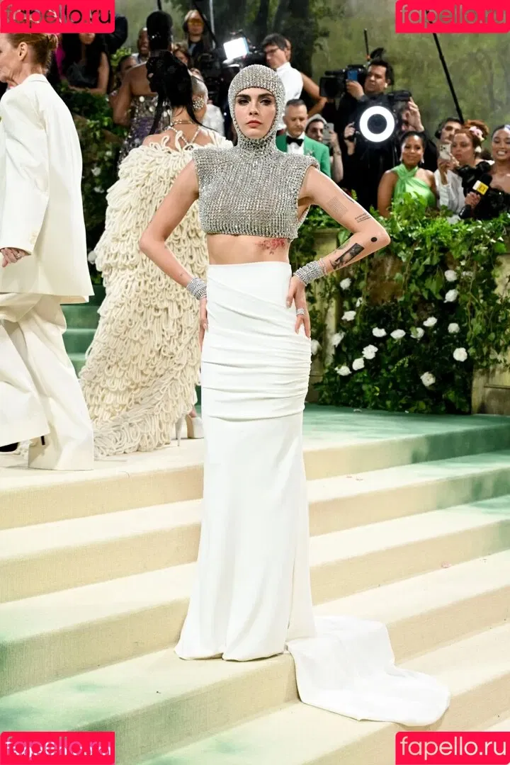 Cara Delevingne / caradelevingne Onlyfans Photo Gallery 