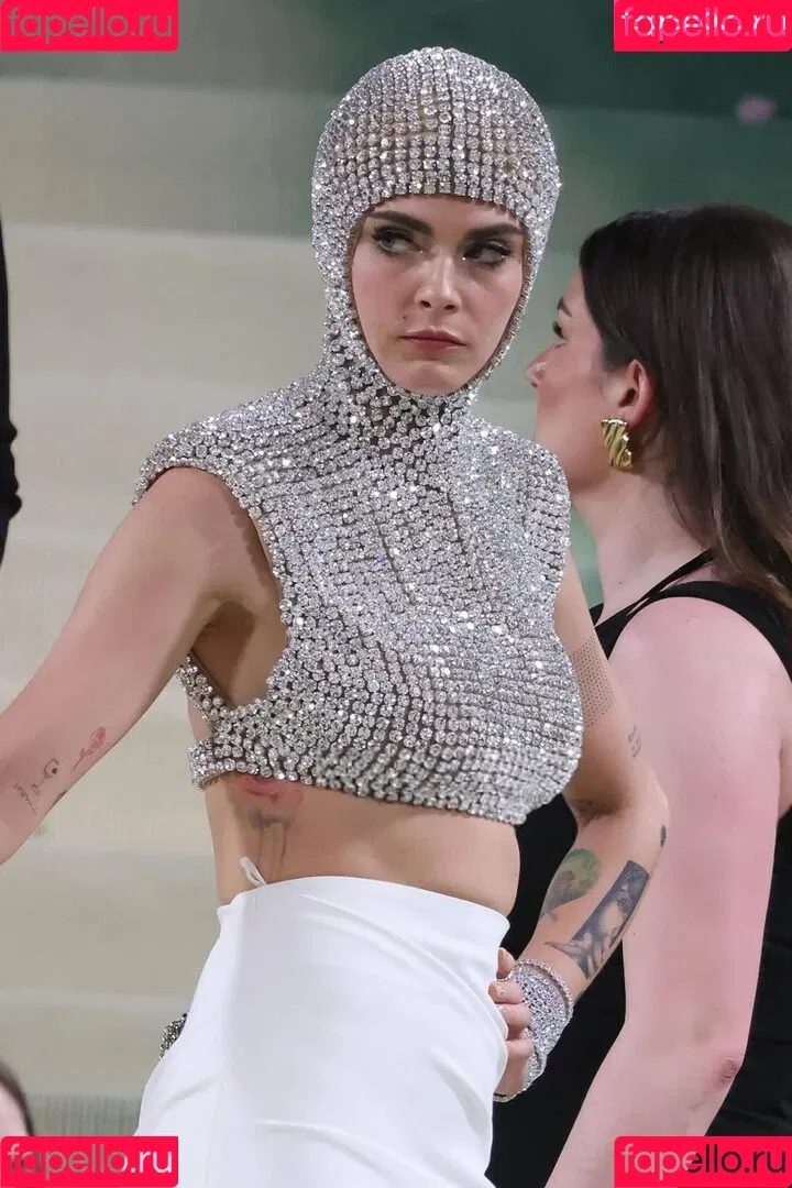 Cara Delevingne / caradelevingne Onlyfans Photo Gallery 