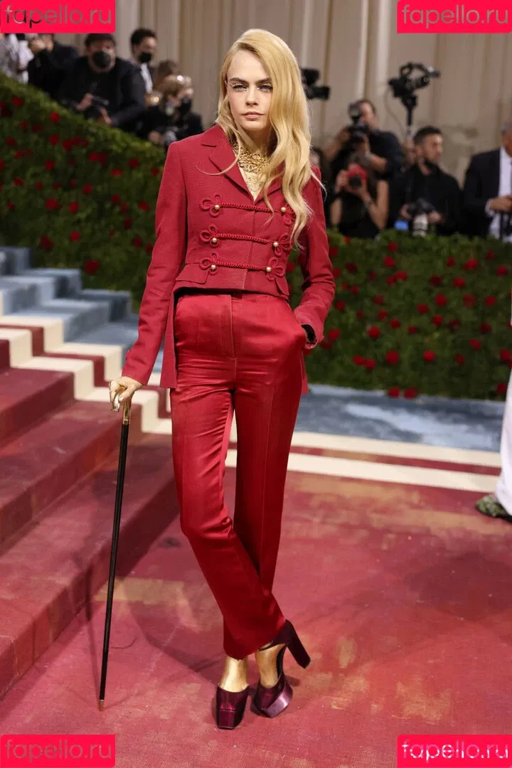 Cara Delevingne / caradelevingne Onlyfans Photo Gallery 