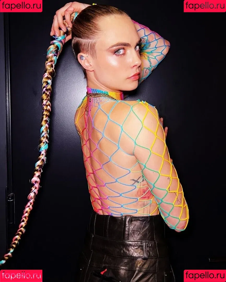 Cara Delevingne / caradelevingne Onlyfans Photo Gallery 