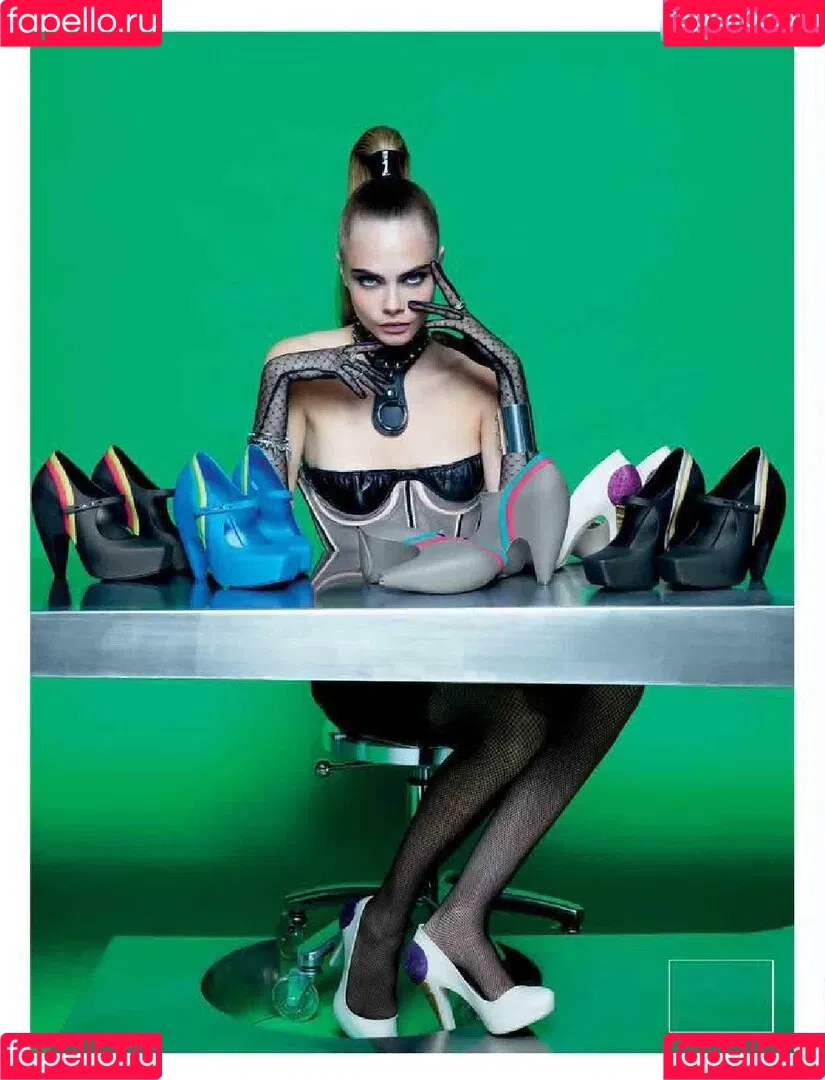 Cara Delevingne / caradelevingne Onlyfans Photo Gallery 