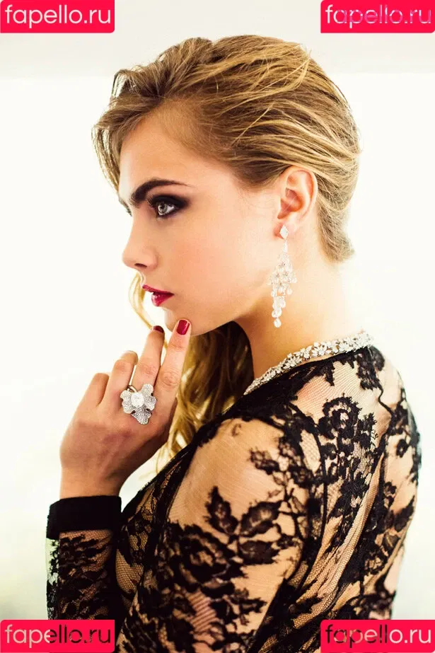 Cara Delevingne / caradelevingne Onlyfans Photo Gallery 