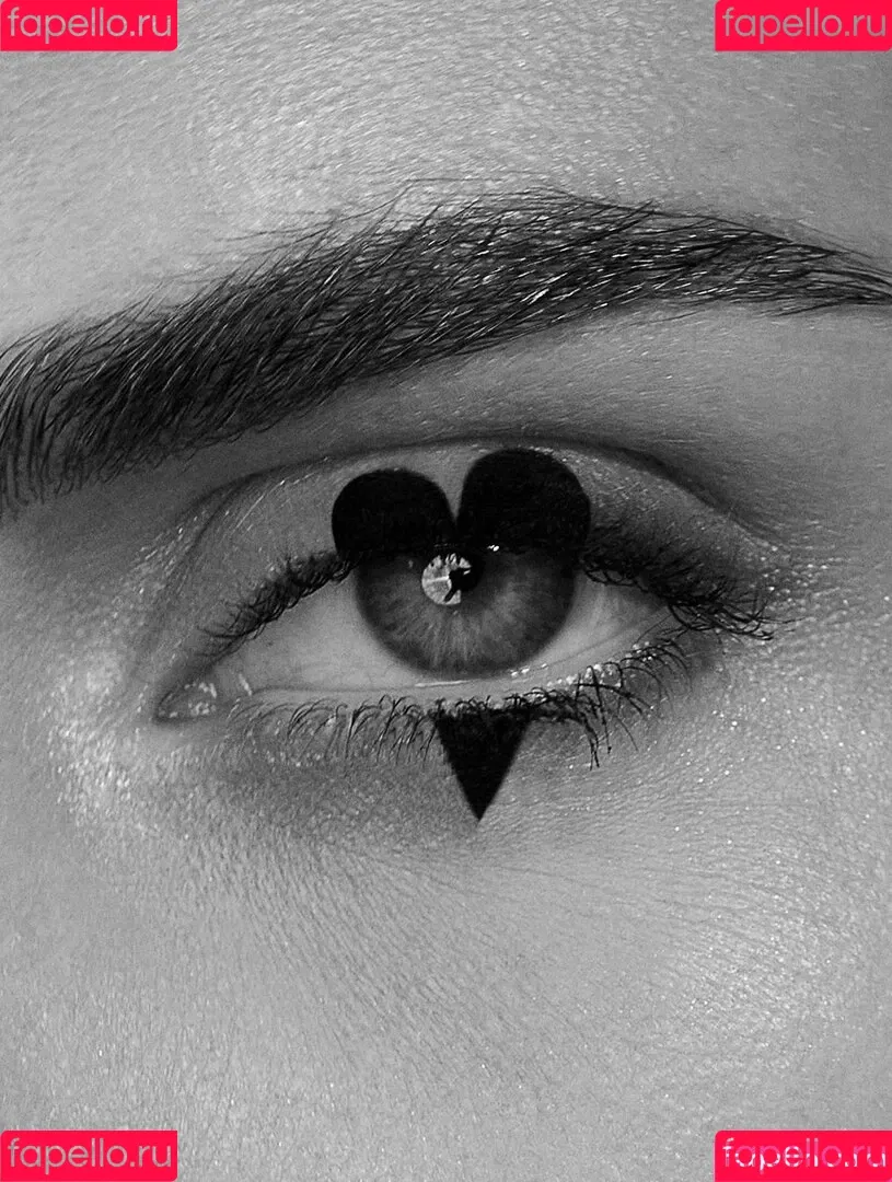 Cara Delevingne / caradelevingne Onlyfans Photo Gallery 