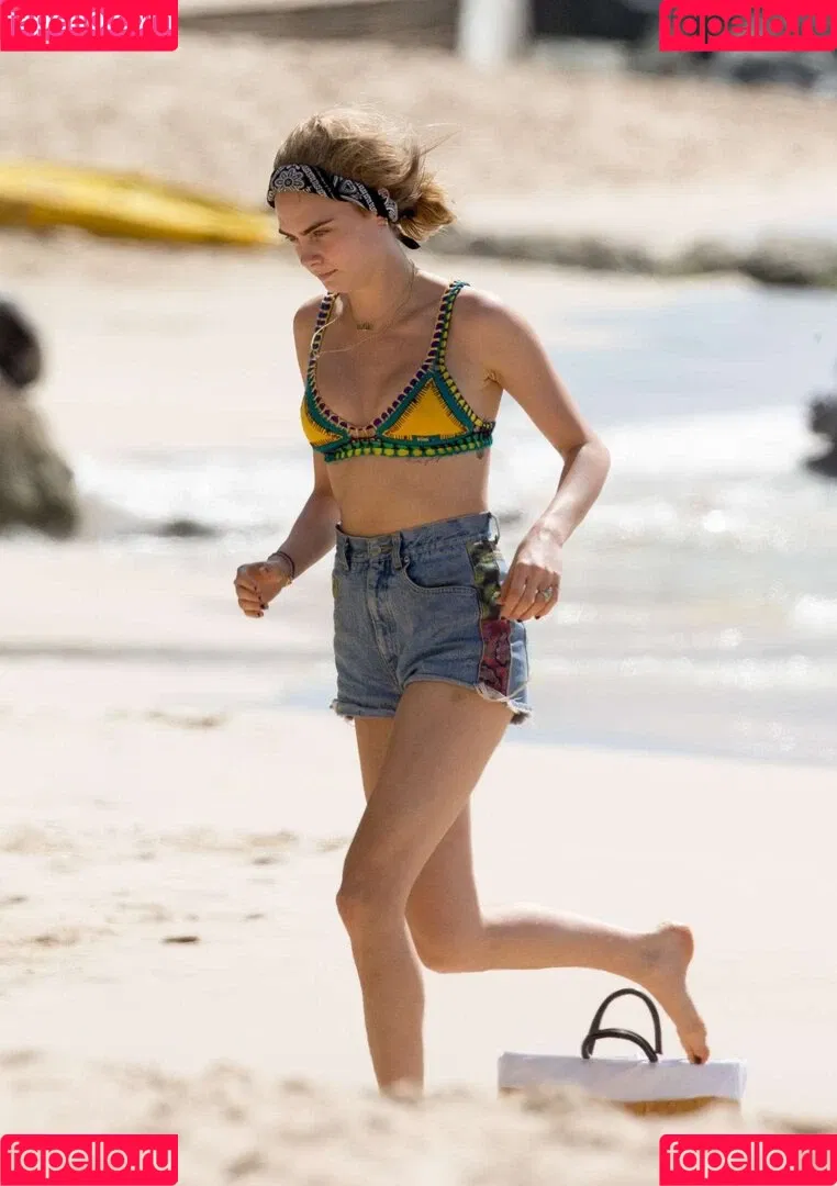 Cara Delevingne / caradelevingne Onlyfans Photo Gallery 