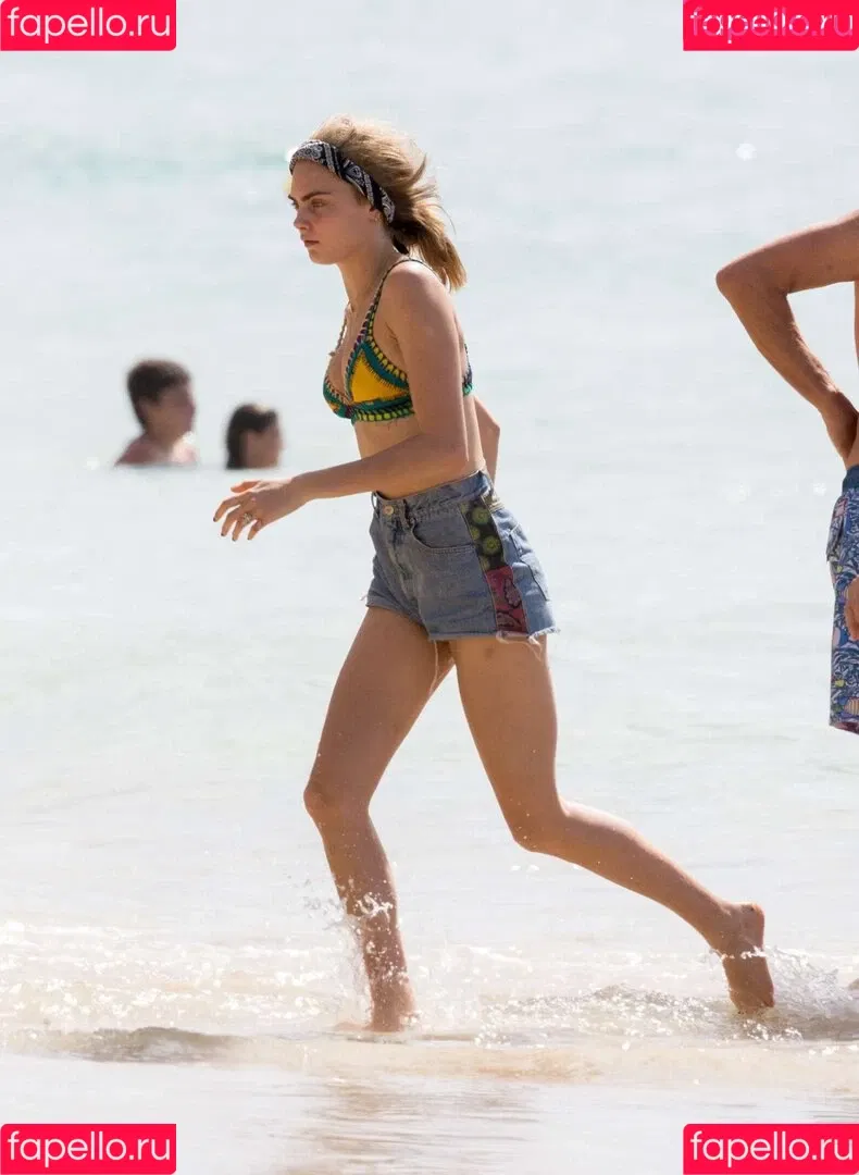 Cara Delevingne / caradelevingne Onlyfans Photo Gallery 