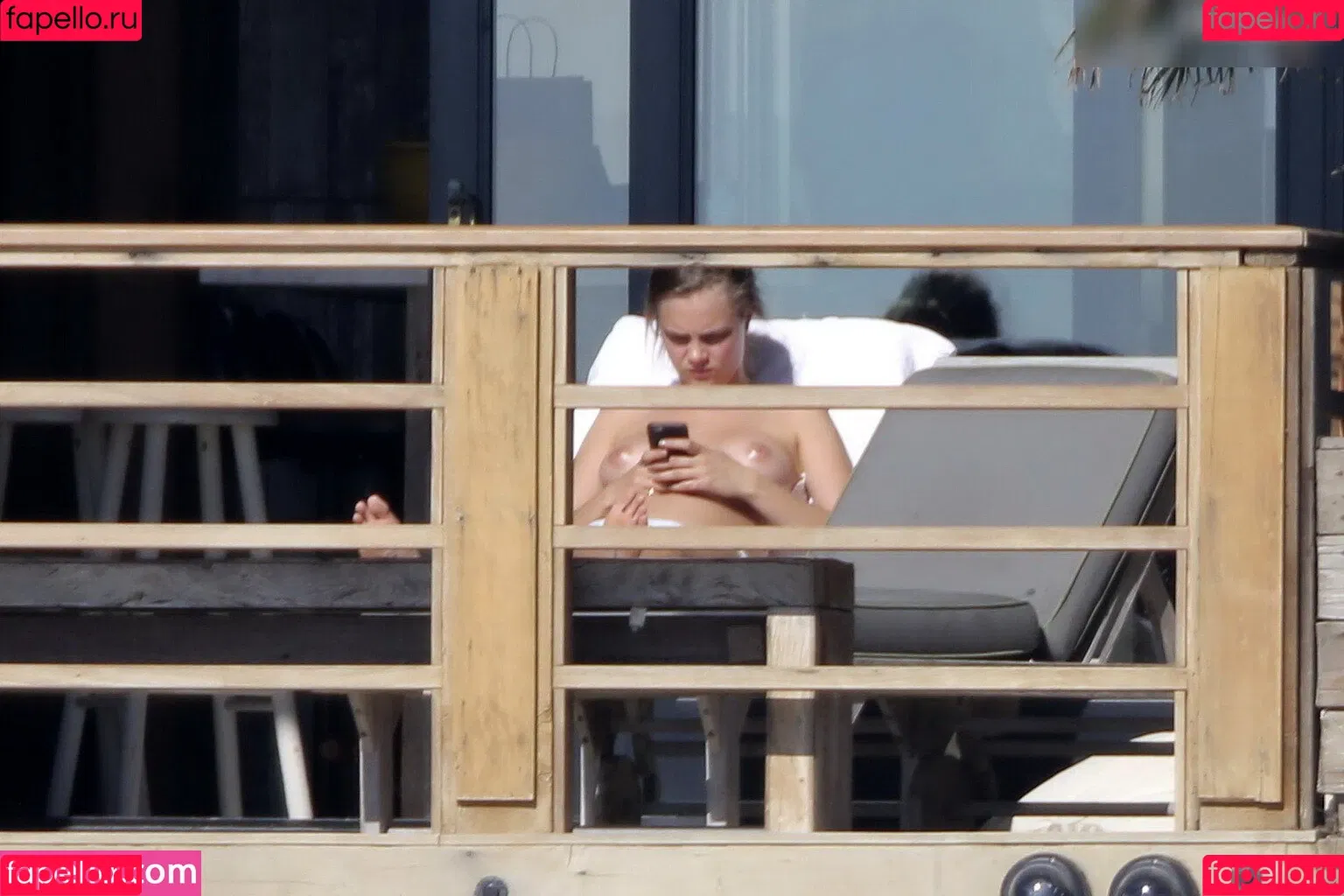 Cara Delevingne / caradelevingne Onlyfans Photo Gallery 