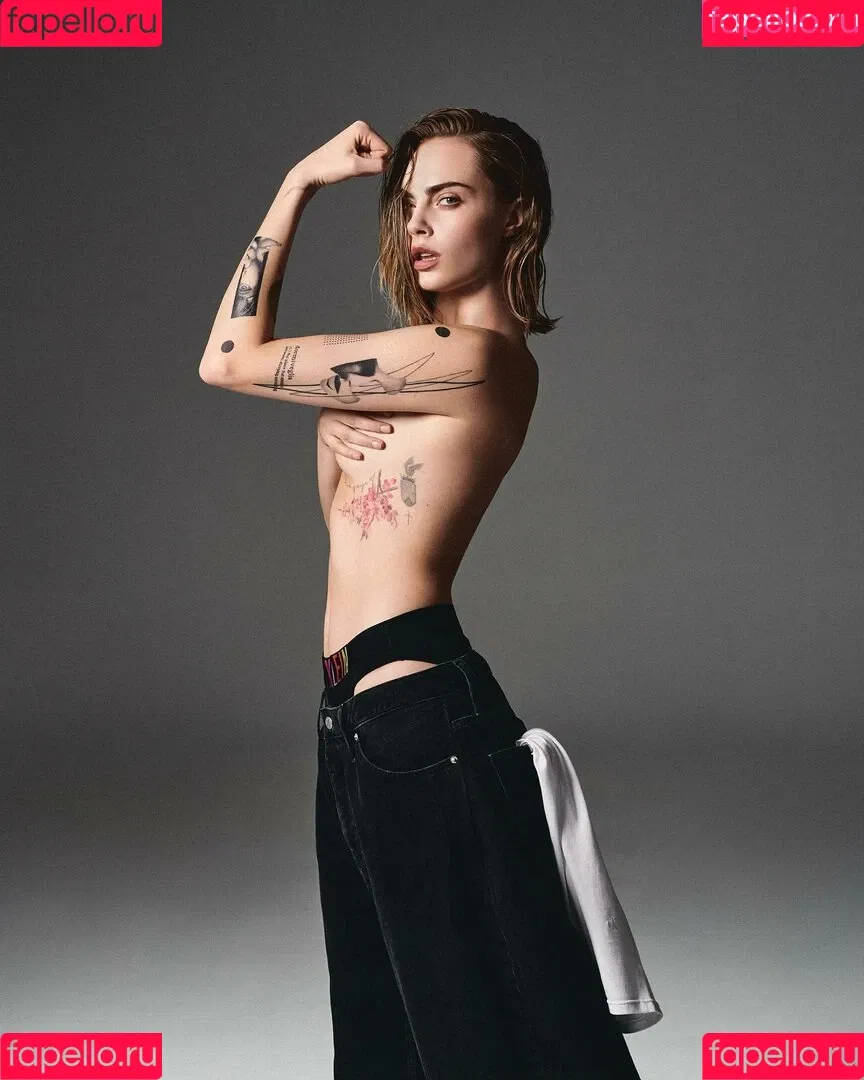 Cara Delevingne / caradelevingne Onlyfans Photo Gallery 