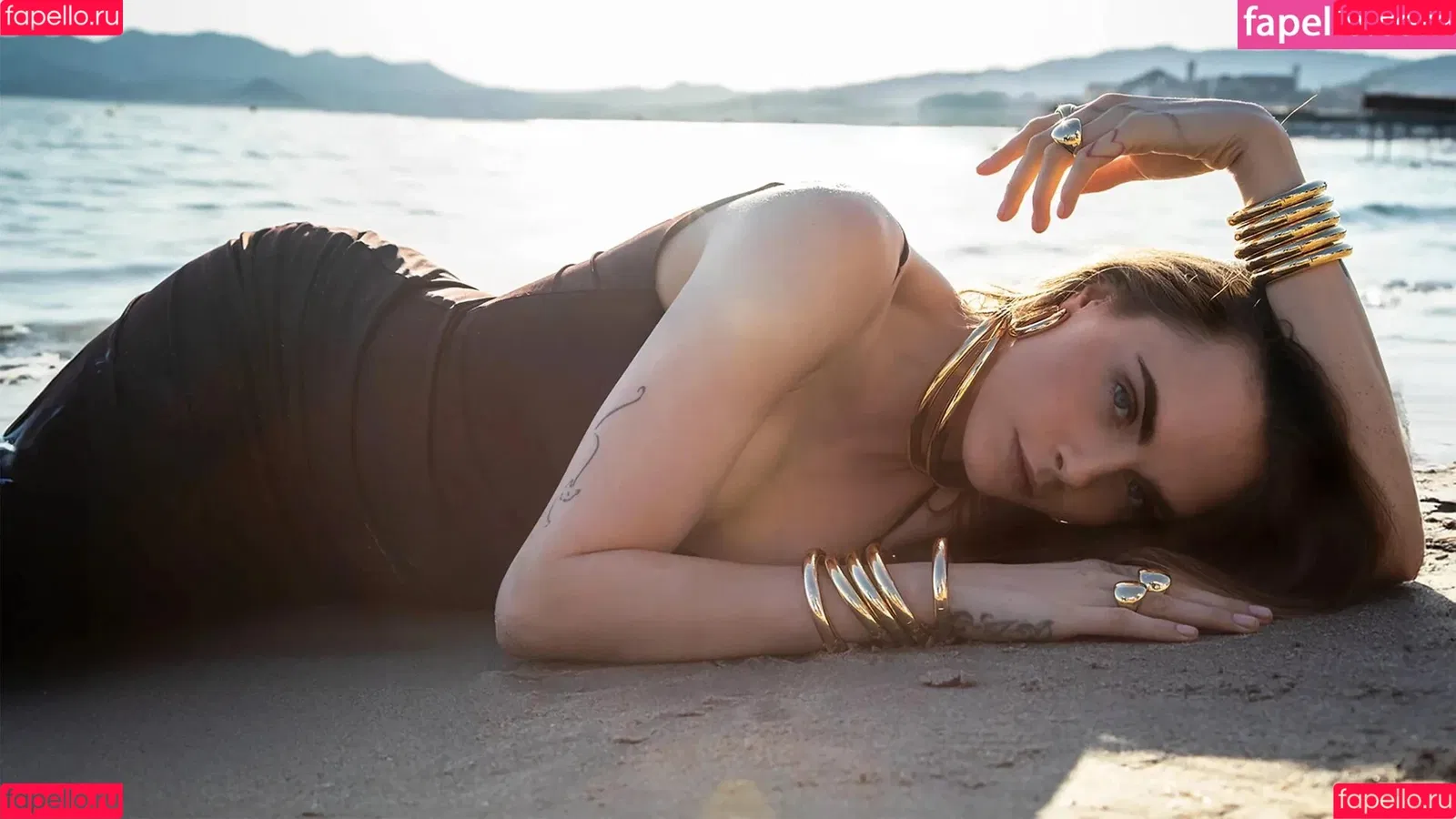 Cara Delevingne / caradelevingne Onlyfans Photo Gallery 