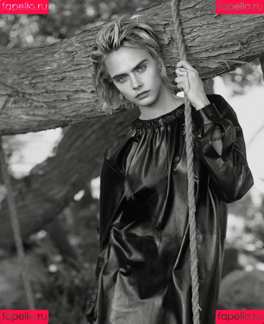 Cara Delevingne / caradelevingne Onlyfans Photo Gallery 