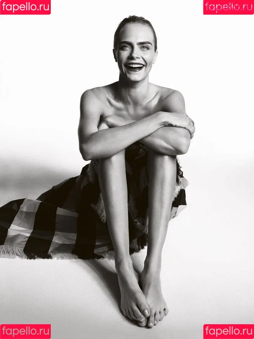 Cara Delevingne / caradelevingne Onlyfans Photo Gallery 