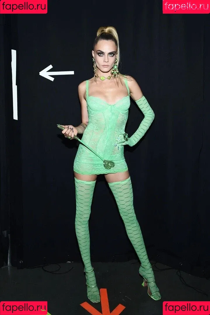 Cara Delevingne / caradelevingne Onlyfans Photo Gallery 