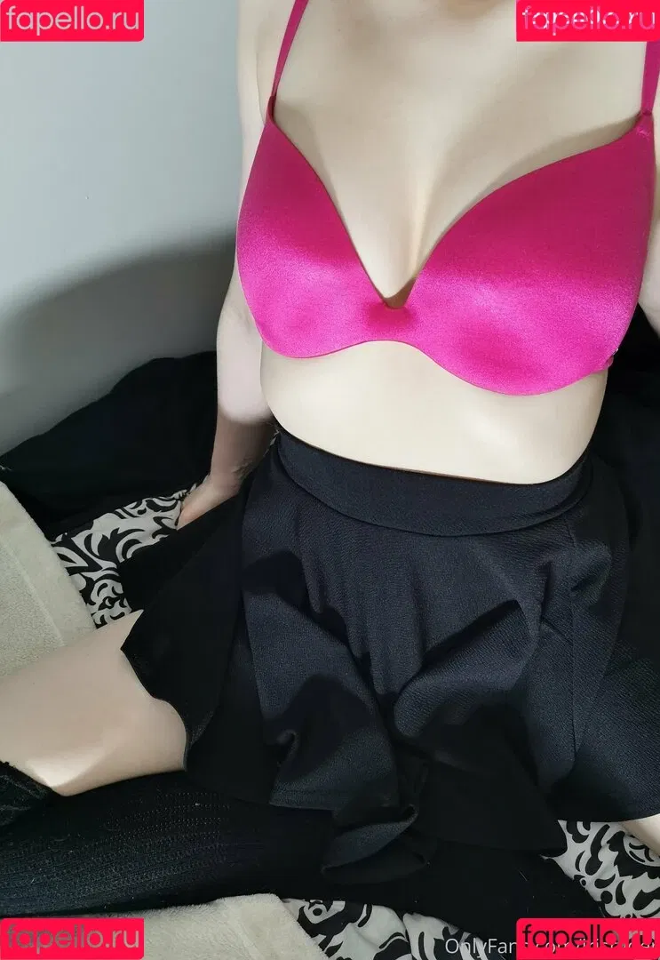 irisryder / irisstryx Onlyfans Photo Gallery 