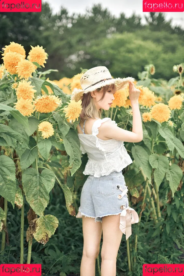 Ely Cosplay / Ely_eee / eeelyeee Onlyfans Photo Gallery 