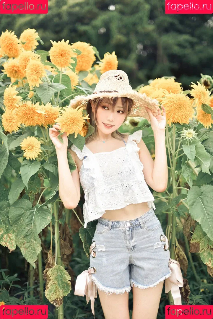 Ely Cosplay / Ely_eee / eeelyeee Onlyfans Photo Gallery 