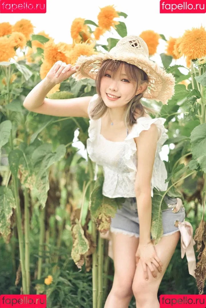 Ely Cosplay / Ely_eee / eeelyeee Onlyfans Photo Gallery 