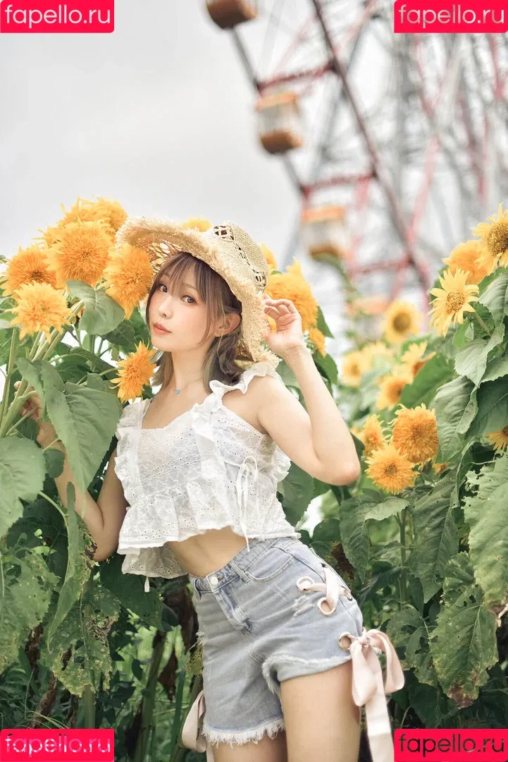 Ely Cosplay / Ely_eee / eeelyeee Onlyfans Photo Gallery 