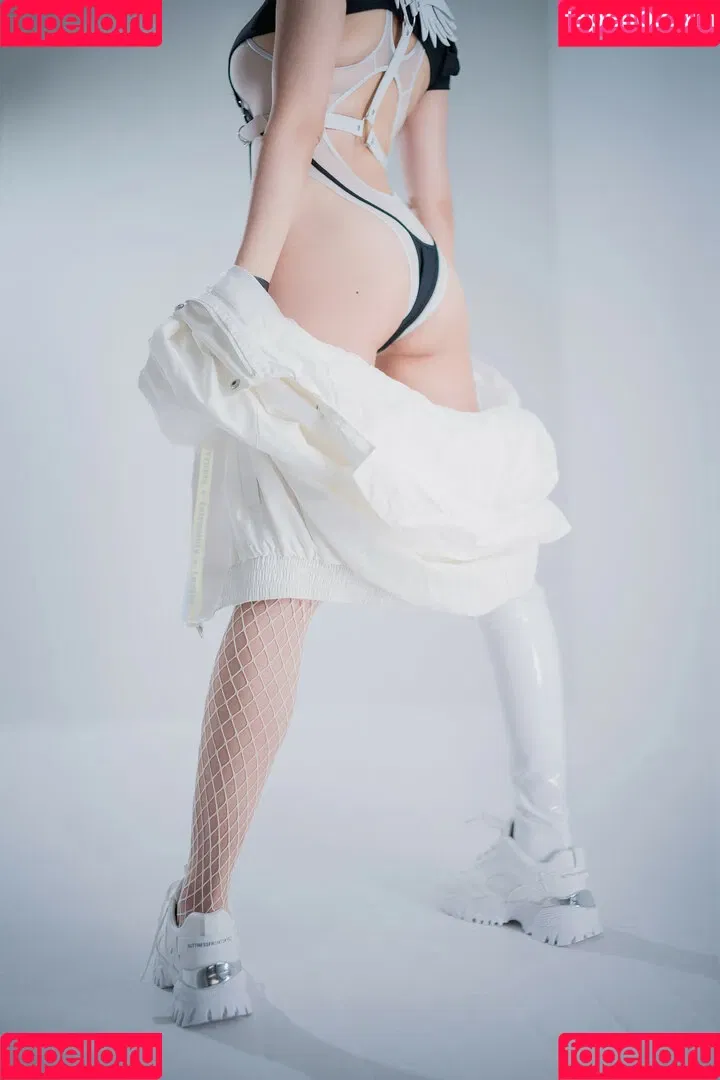 Ely Cosplay / Ely_eee / eeelyeee Onlyfans Photo Gallery 