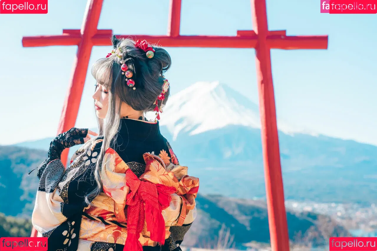 Ely Cosplay / Ely_eee / eeelyeee Onlyfans Photo Gallery 