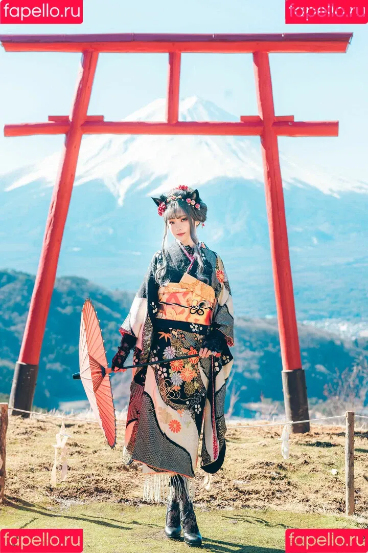 Ely Cosplay / Ely_eee / eeelyeee Onlyfans Photo Gallery 