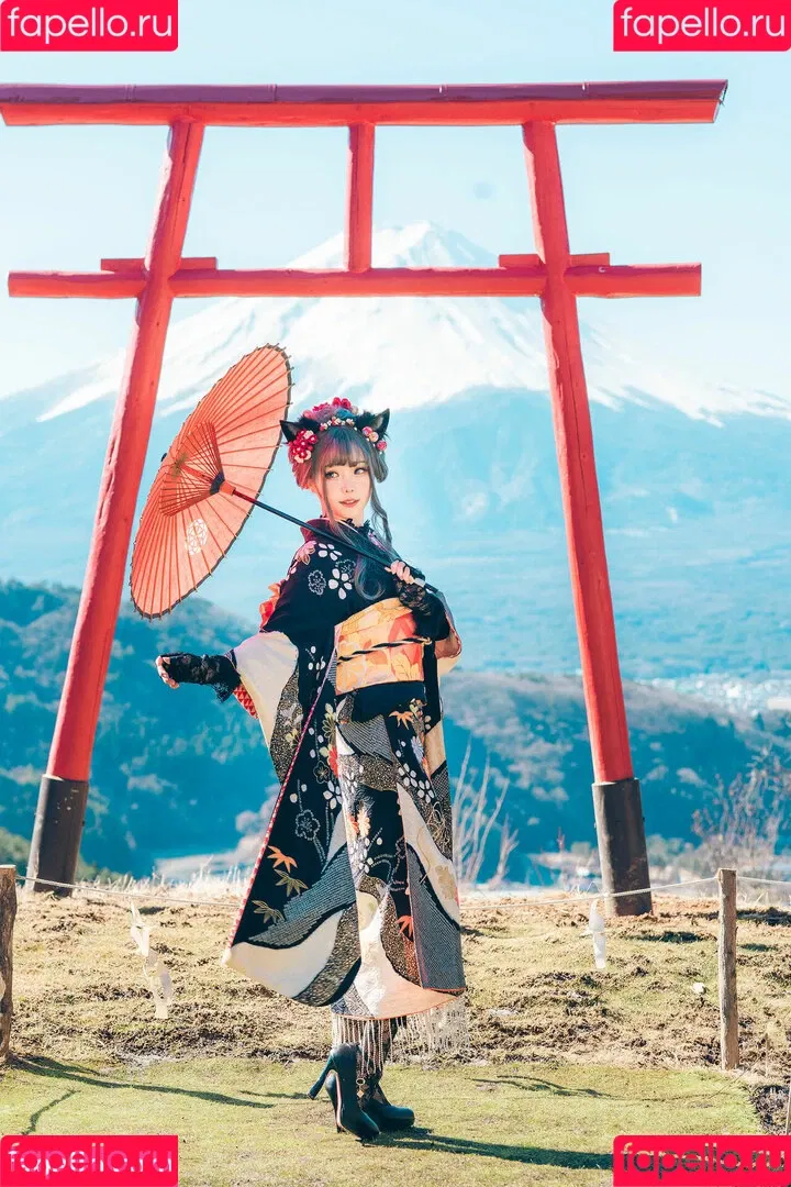 Ely Cosplay / Ely_eee / eeelyeee Onlyfans Photo Gallery 