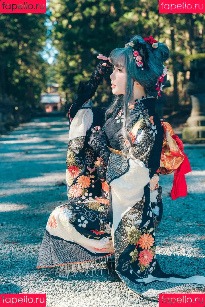 Ely Cosplay / Ely_eee / eeelyeee Onlyfans Photo Gallery 