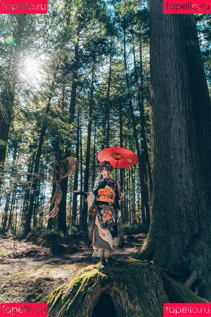 Ely Cosplay / Ely_eee / eeelyeee Onlyfans Photo Gallery 