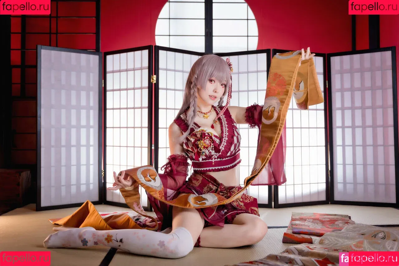 Ely Cosplay / Ely_eee / eeelyeee Onlyfans Photo Gallery 