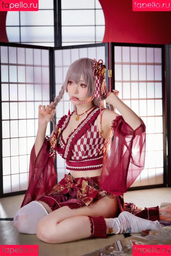 Ely Cosplay / Ely_eee / eeelyeee Onlyfans Photo Gallery 