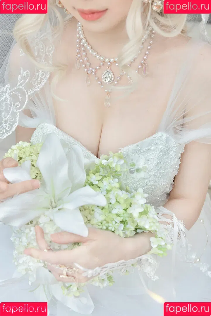 Ely Cosplay / Ely_eee / eeelyeee Onlyfans Photo Gallery 