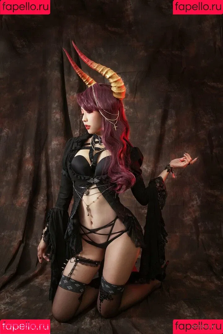 Ely Cosplay / Ely_eee / eeelyeee Onlyfans Photo Gallery 