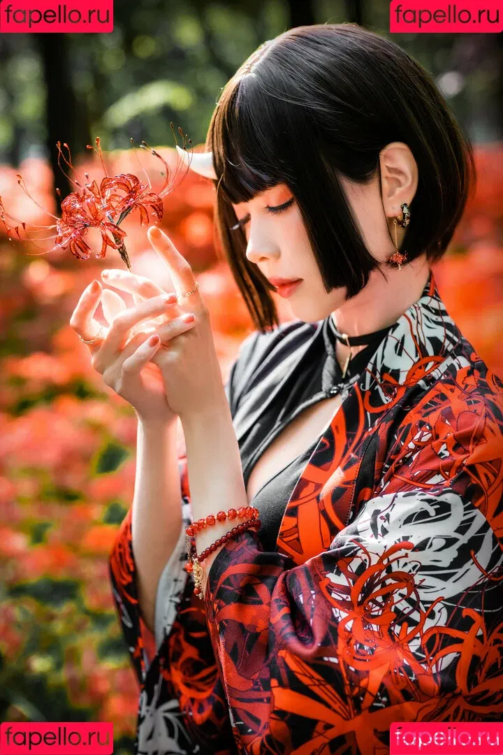 Ely Cosplay / Ely_eee / eeelyeee Onlyfans Photo Gallery 