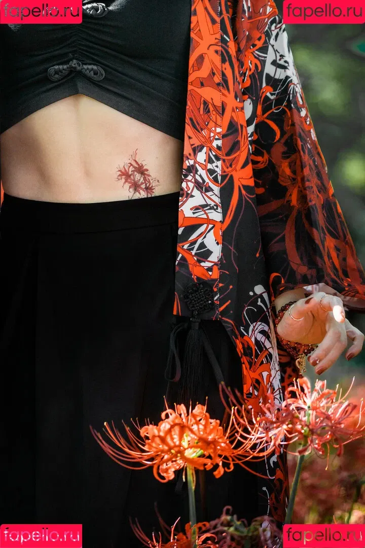 Ely Cosplay / Ely_eee / eeelyeee Onlyfans Photo Gallery 