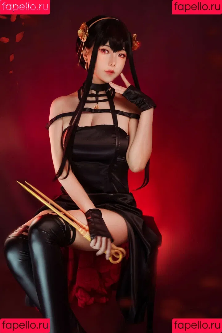 Ely Cosplay / Ely_eee / eeelyeee Onlyfans Photo Gallery 