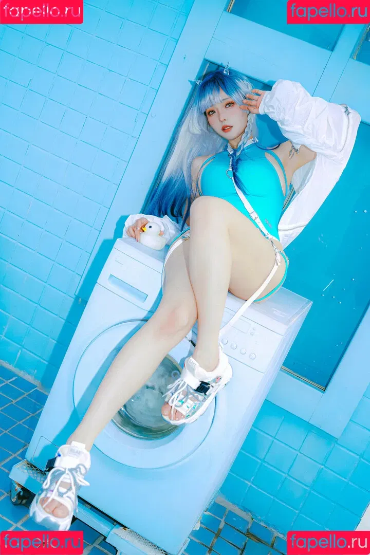 Ely Cosplay / Ely_eee / eeelyeee Onlyfans Photo Gallery 