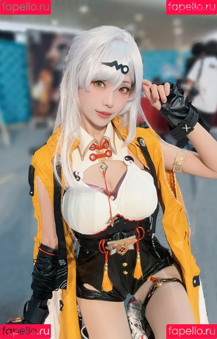 Ely Cosplay / Ely_eee / eeelyeee Onlyfans Photo Gallery 