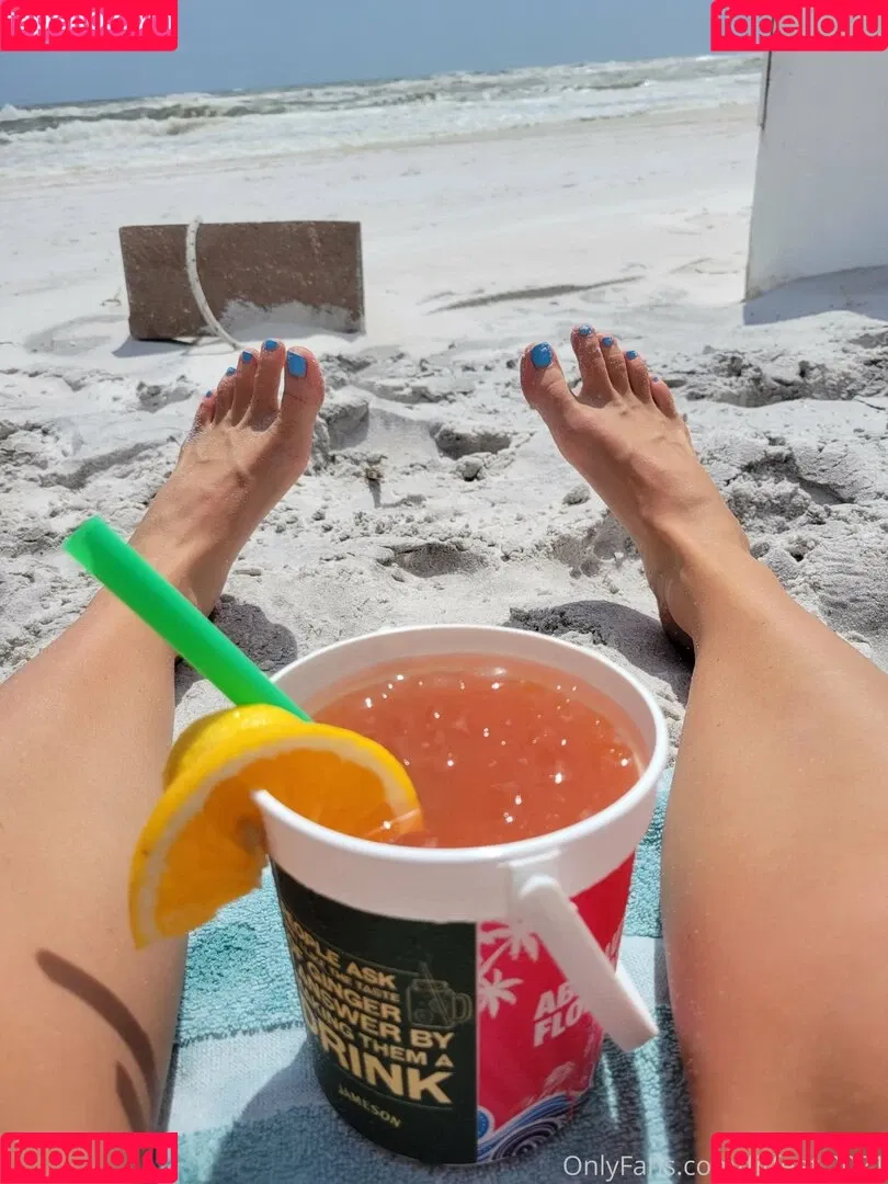 fitfeet.2021 / fitfeet46x Onlyfans Photo Gallery 