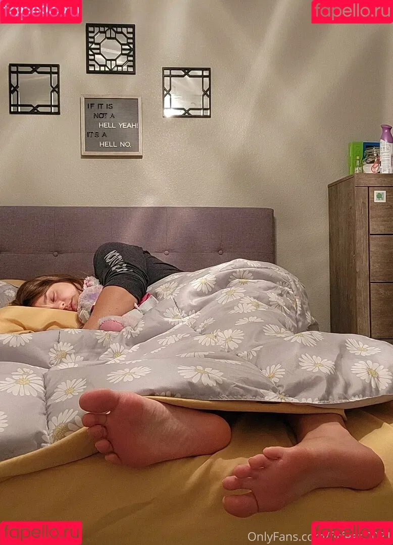 fitfeet.2021 / fitfeet46x Onlyfans Photo Gallery 